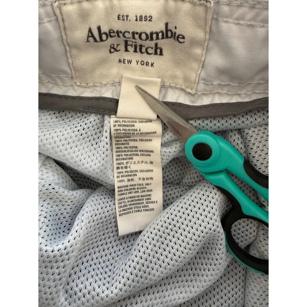 Abercrombie‎ & Fitch Board Shorts Mens M Navy Mesh-Lined Swim Trunks Surf Beach
